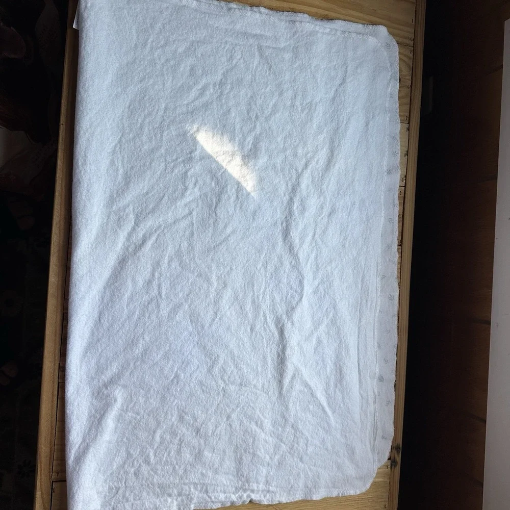 Carter's Baby Receiving Blanket White Blue Fern Leaf Floral 100% Cotton 37 X 27